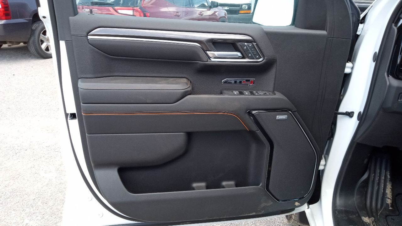https://f005.backblazeb2.com/file/img-partshotlines-com/Inventory/OK45/Vehicle/34700_11.jpg