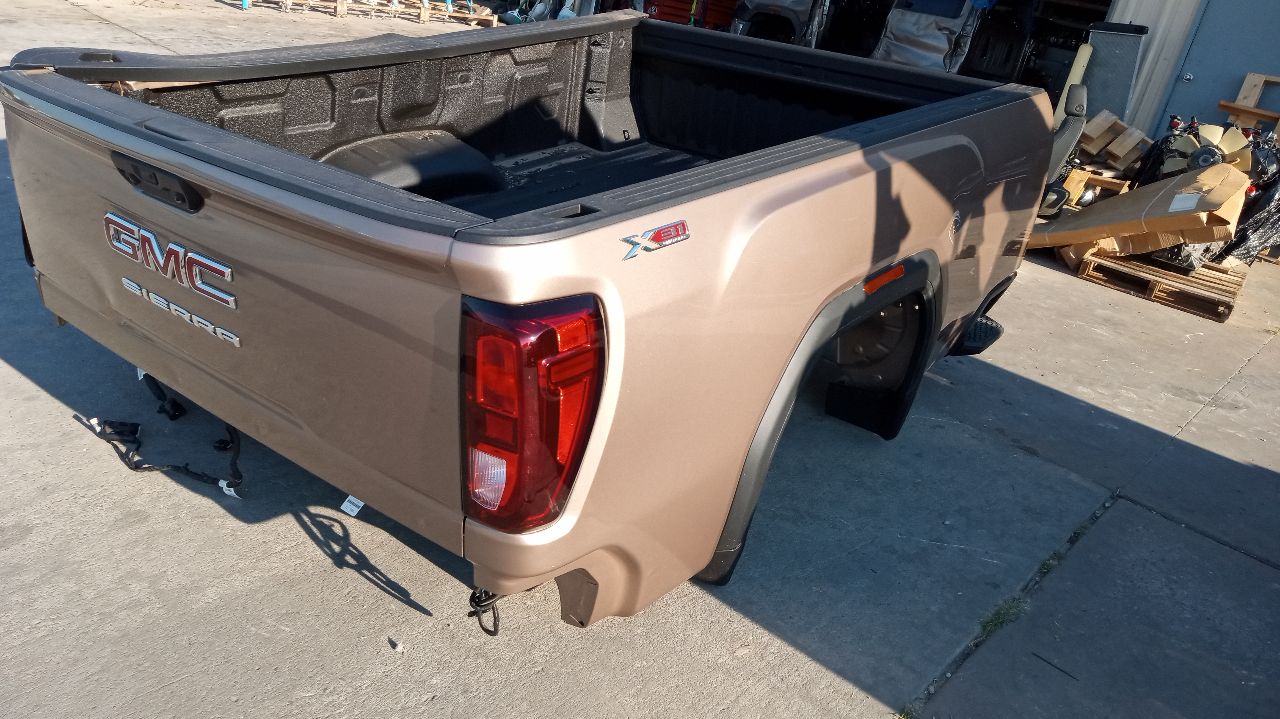 https://f005.backblazeb2.com/file/img-partshotlines-com/Inventory/OK45/Vehicle/34910_07.jpg