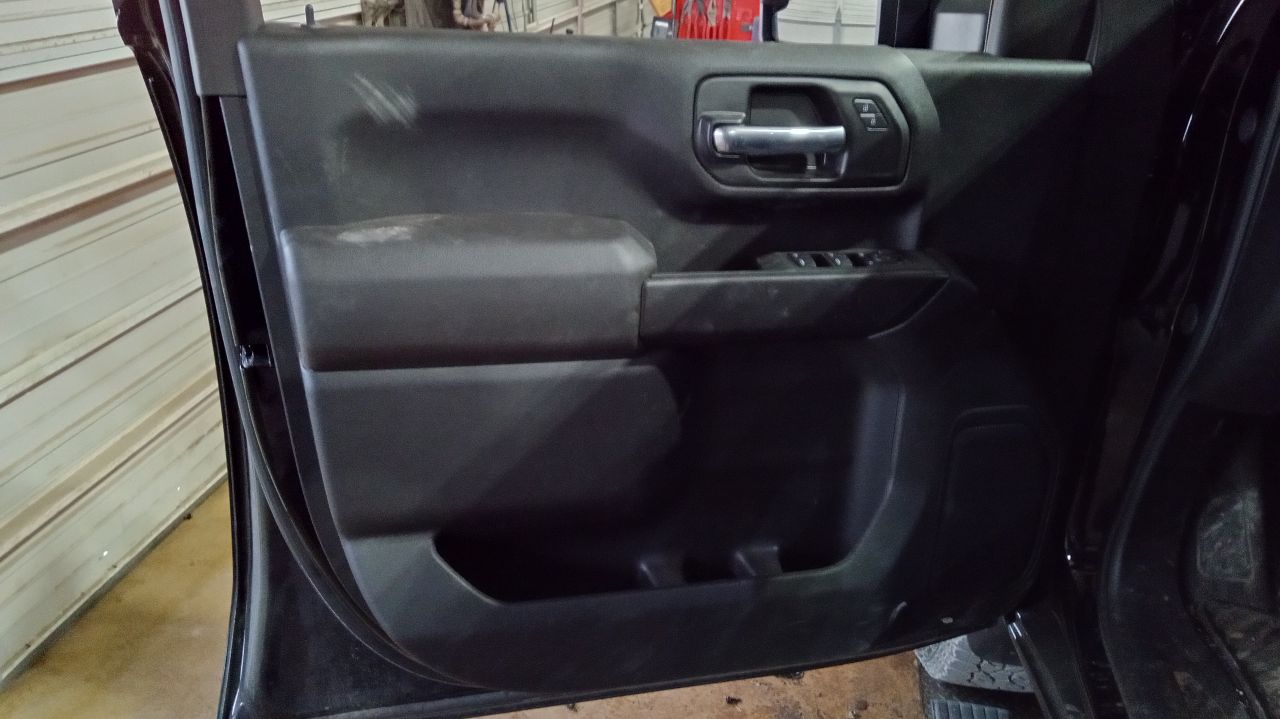 https://f005.backblazeb2.com/file/img-partshotlines-com/Inventory/OK45/Vehicle/35821_10.jpg