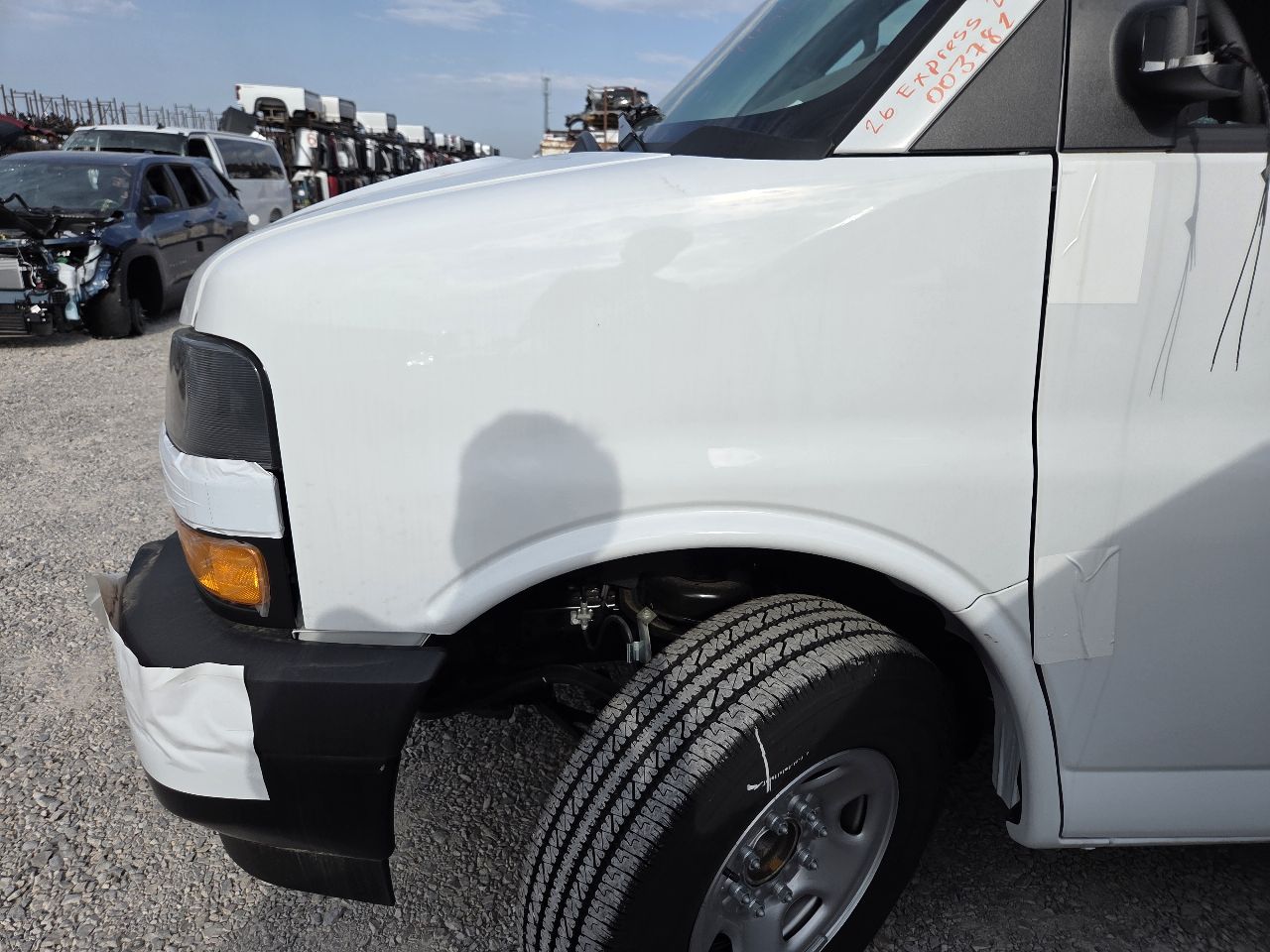 https://f005.backblazeb2.com/file/img-partshotlines-com/Inventory/OK45/Vehicle/37260_05.jpg