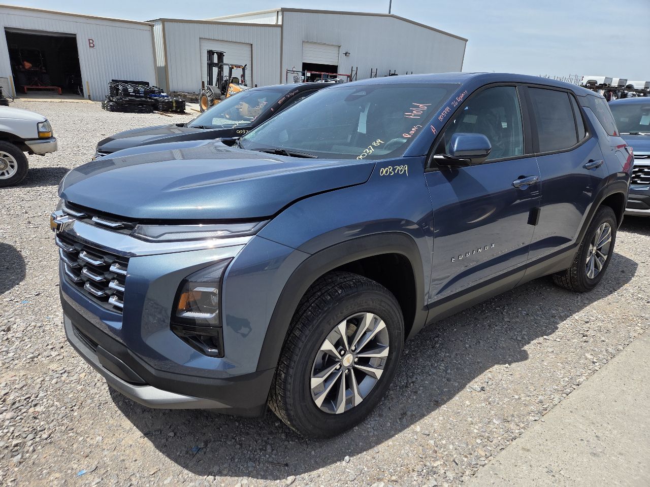 Vehicle/37317_03.jpg