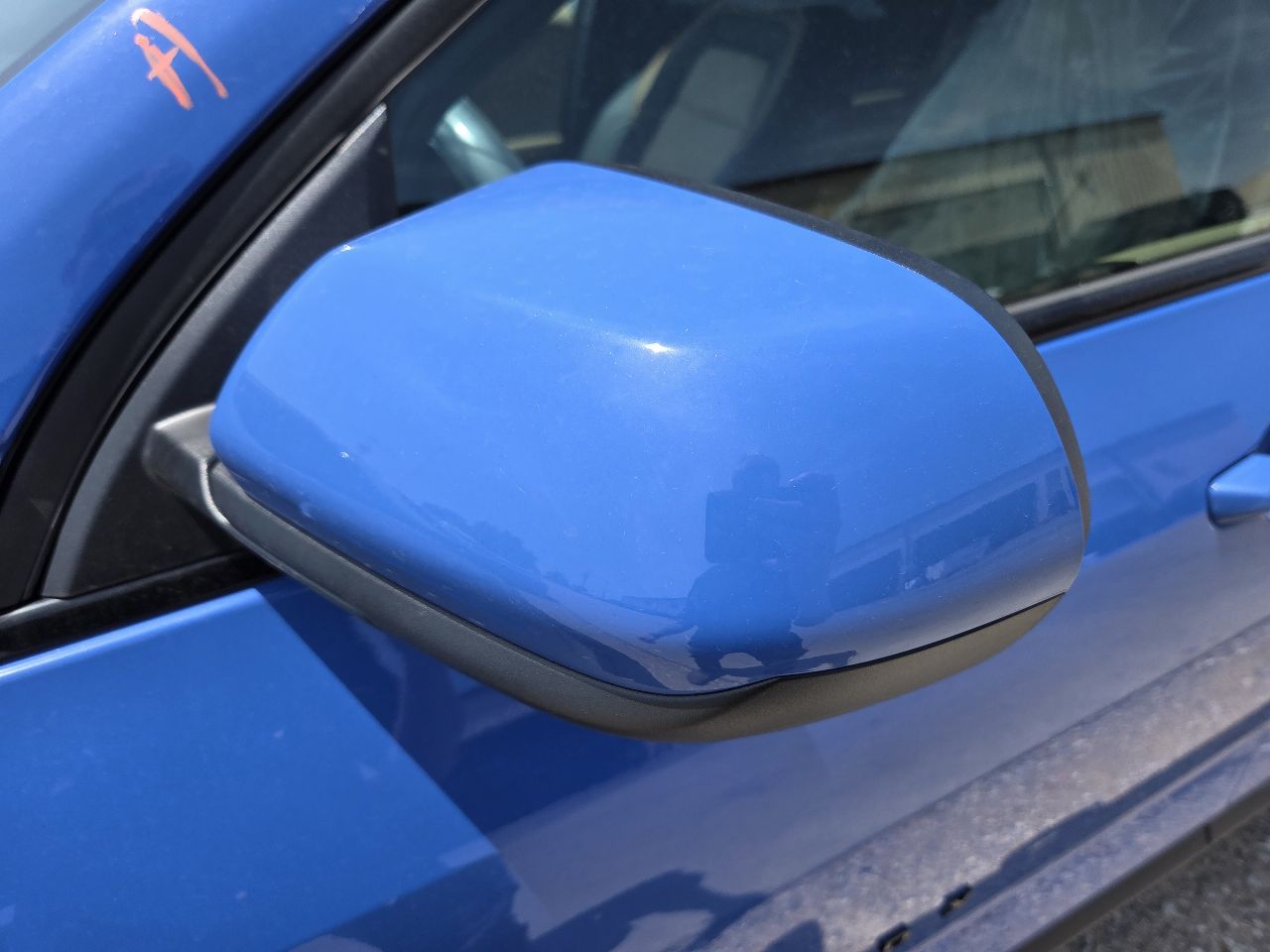 Vehicle/37318_07.jpg