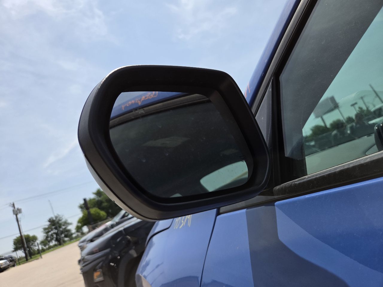 Vehicle/37318_08.jpg