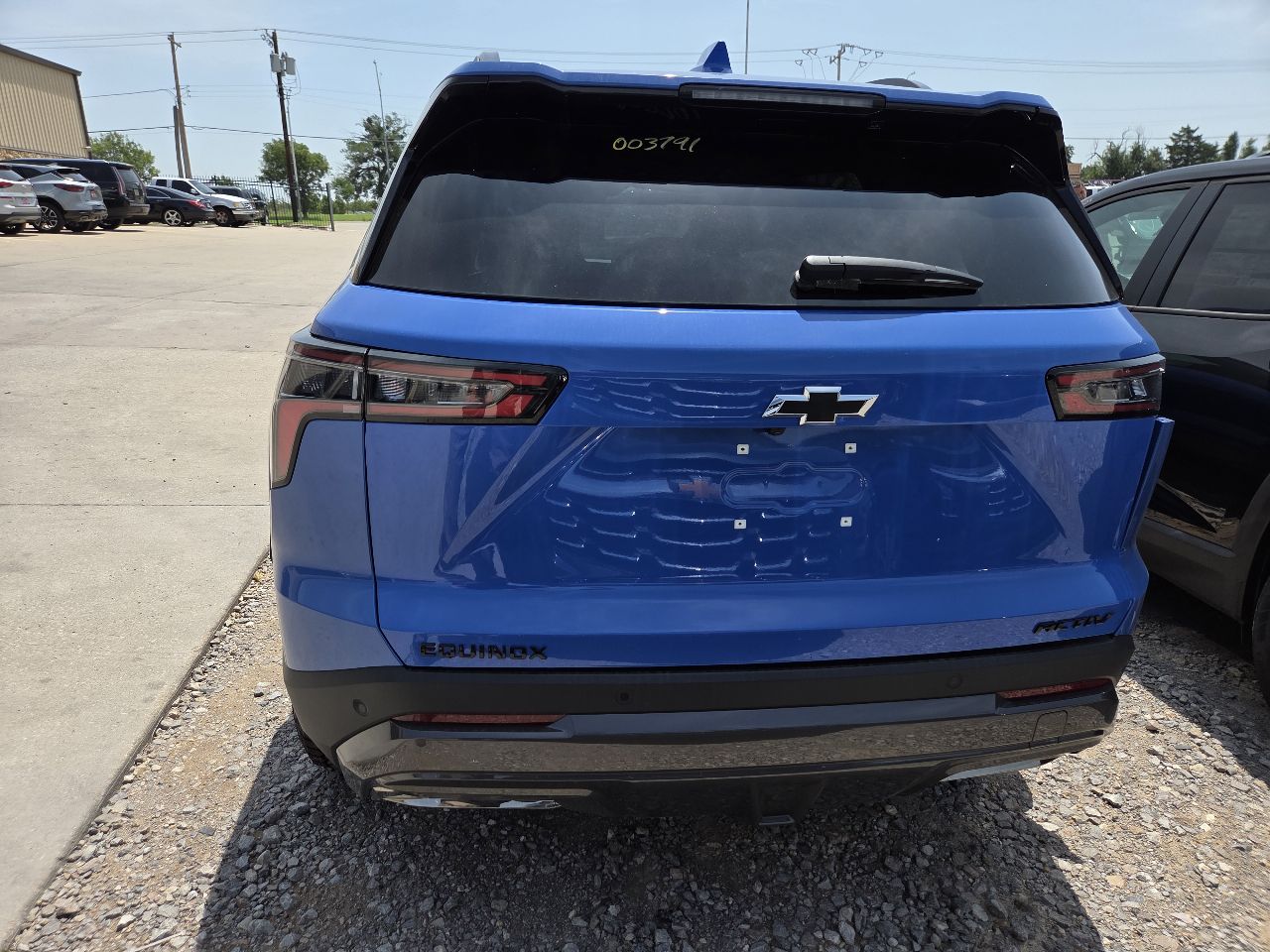 Vehicle/37318_12.jpg