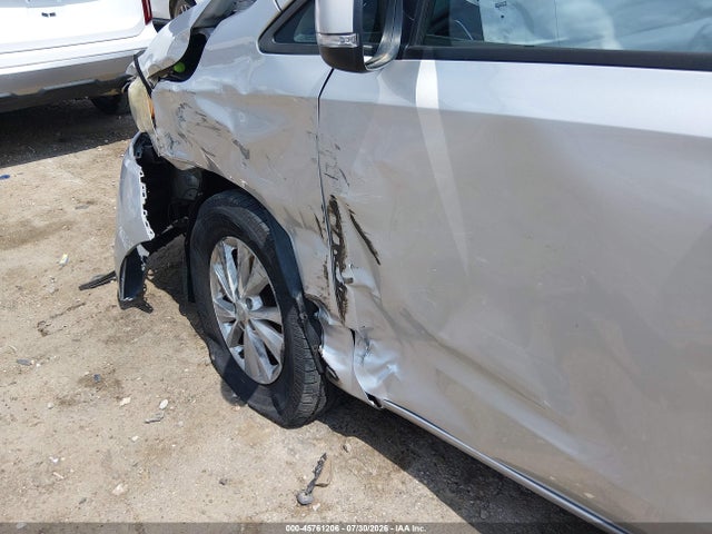https://f005.backblazeb2.com/file/img-partshotlines-com/Inventory/OK45/Vehicle/37585_06.jpg