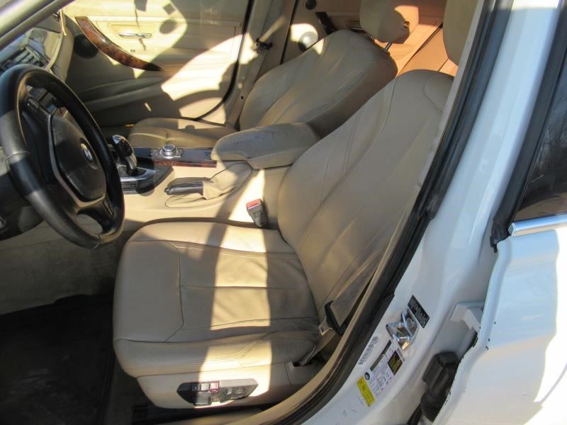 https://f005.backblazeb2.com/file/img-partshotlines-com/Inventory/OK54/Vehicle/28473_10.jpg