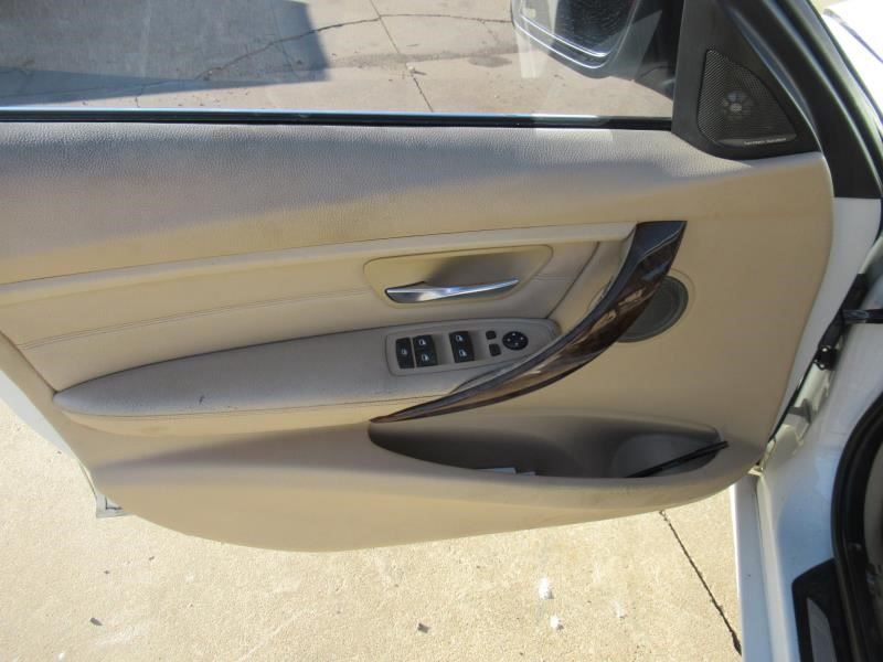 https://f005.backblazeb2.com/file/img-partshotlines-com/Inventory/OK54/Vehicle/28473_11.jpg