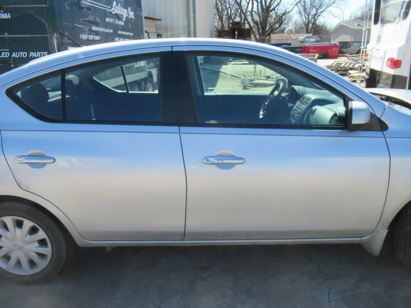 https://f005.backblazeb2.com/file/img-partshotlines-com/Inventory/OK54/Vehicle/28842_04.jpg