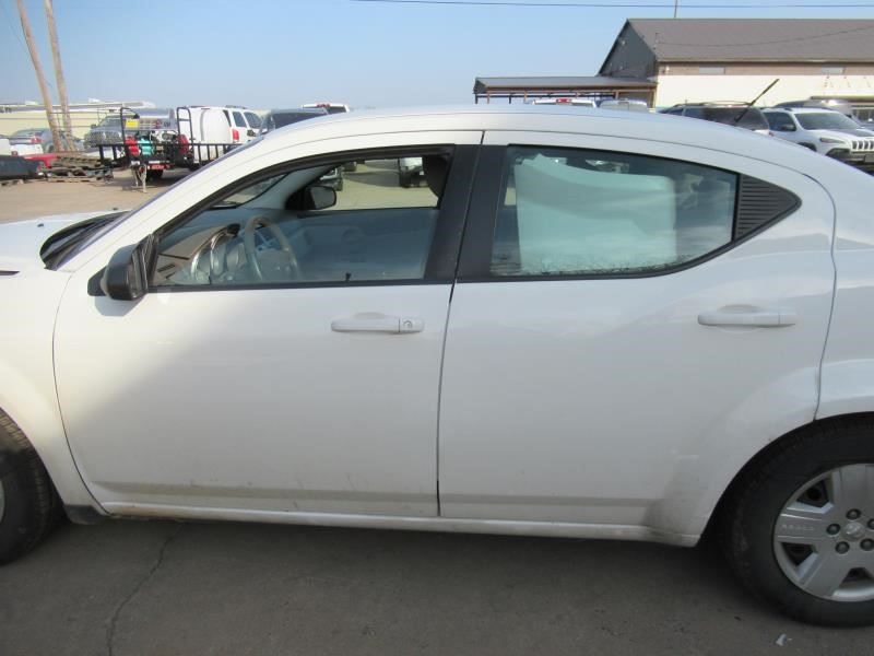 https://f005.backblazeb2.com/file/img-partshotlines-com/Inventory/OK54/Vehicle/30326_08.jpg