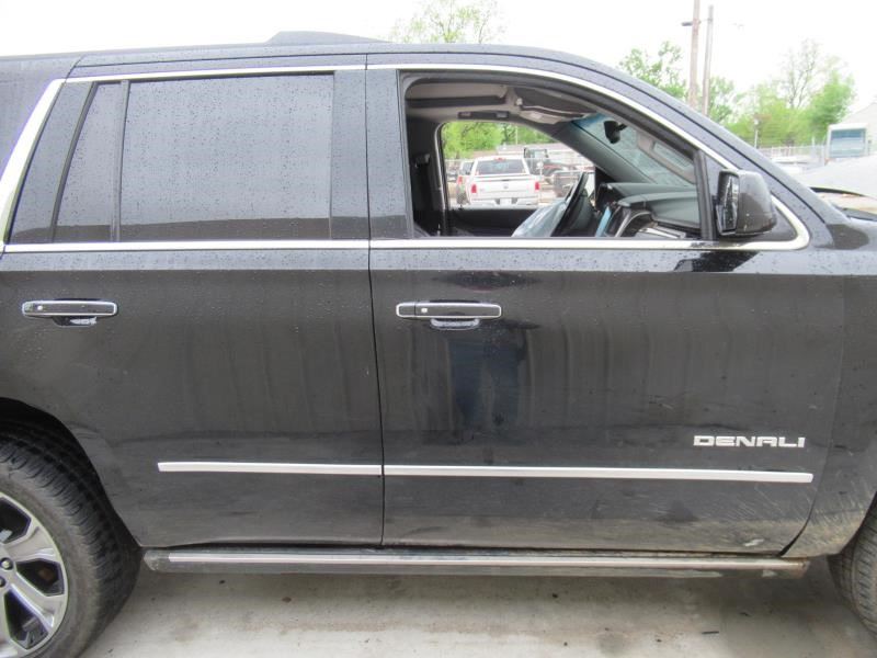 Vehicle/30975_04.jpg
