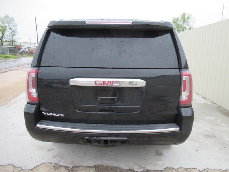 Vehicle/30975_06.jpg