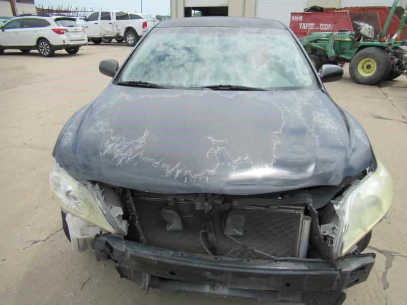 https://f005.backblazeb2.com/file/img-partshotlines-com/Inventory/OK54/Vehicle/31430_02.jpg