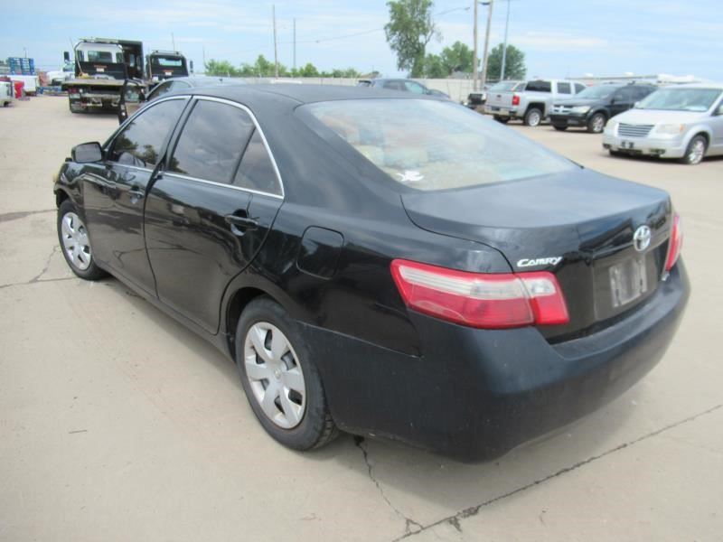 https://f005.backblazeb2.com/file/img-partshotlines-com/Inventory/OK54/Vehicle/31430_07.jpg