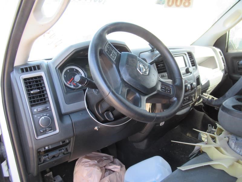 https://f005.backblazeb2.com/file/img-partshotlines-com/Inventory/OK54/Vehicle/31835_10.jpg