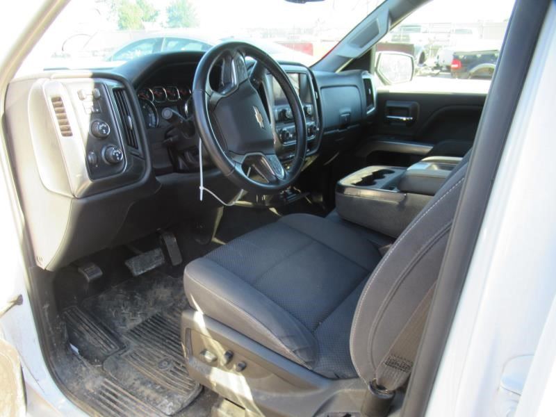 Vehicle/33321_09.jpg