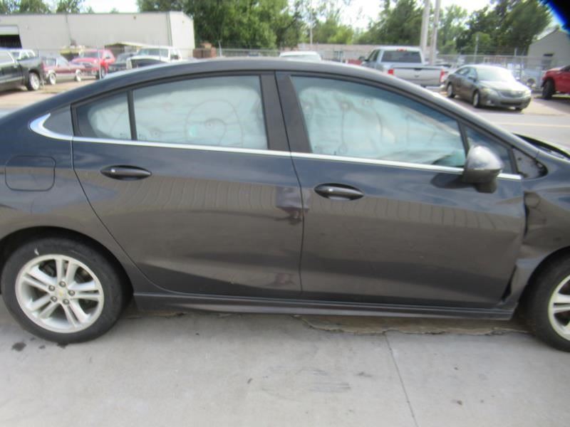 https://f005.backblazeb2.com/file/img-partshotlines-com/Inventory/OK54/Vehicle/33656_04.jpg