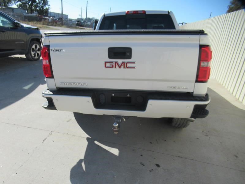 Vehicle/33840_06.jpg
