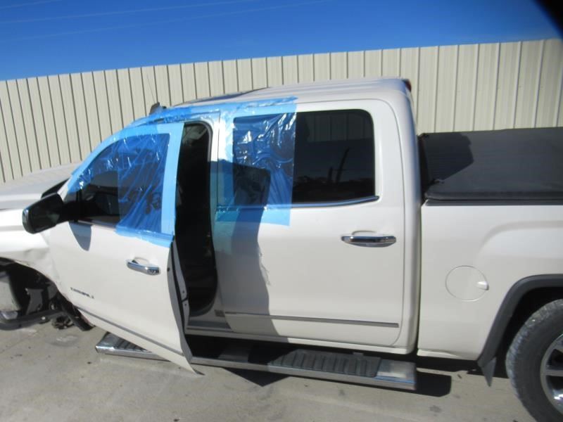 Vehicle/33840_08.jpg