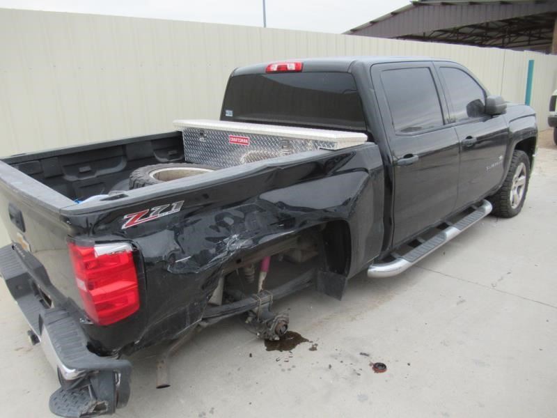 Vehicle/33923_05.jpg