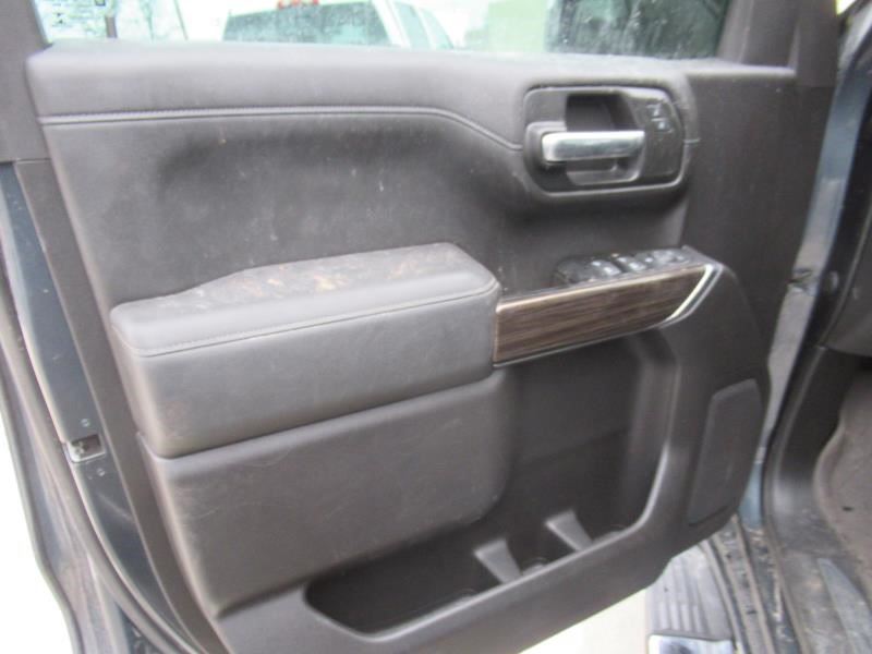 Vehicle/34167_10.jpg