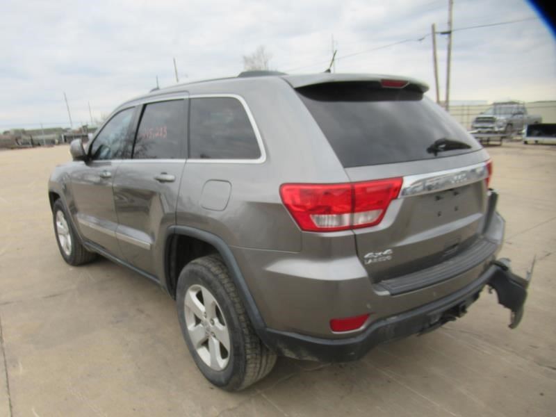 https://f005.backblazeb2.com/file/img-partshotlines-com/Inventory/OK54/Vehicle/34307_07.jpg