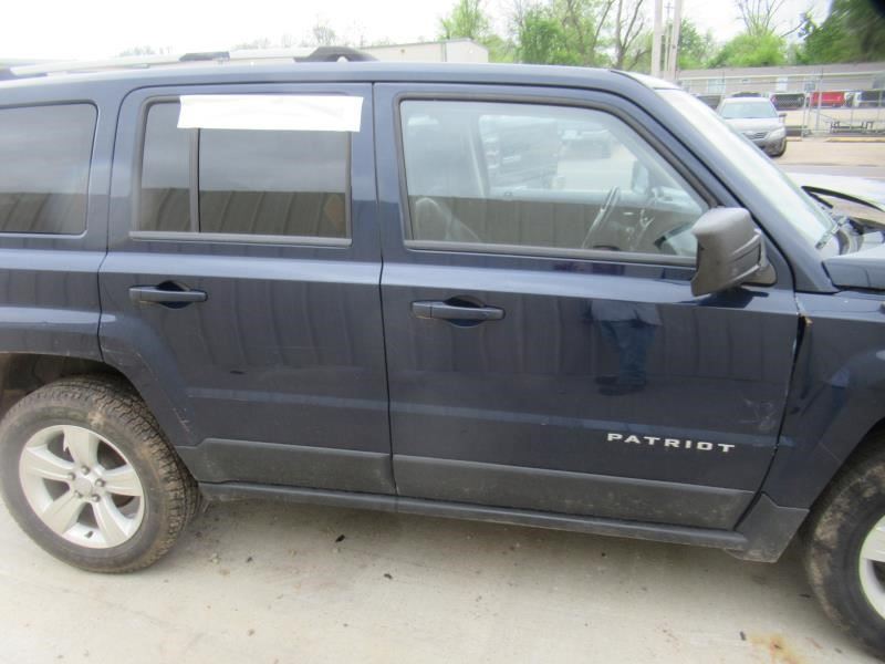 https://f005.backblazeb2.com/file/img-partshotlines-com/Inventory/OK54/Vehicle/34721_04.jpg