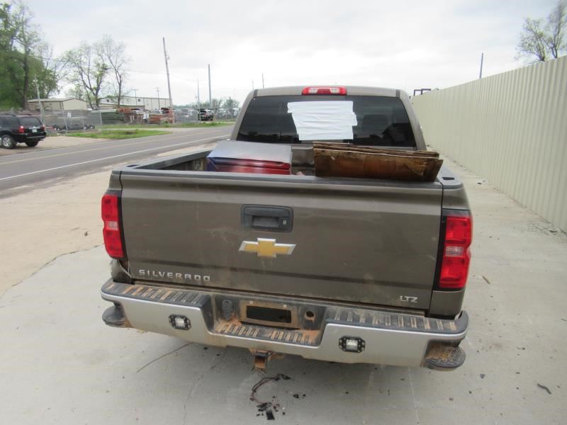 Vehicle/34757_06.jpg