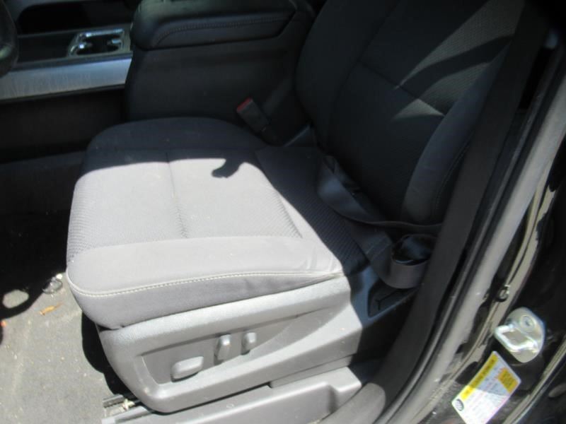 Vehicle/35364_12.jpg