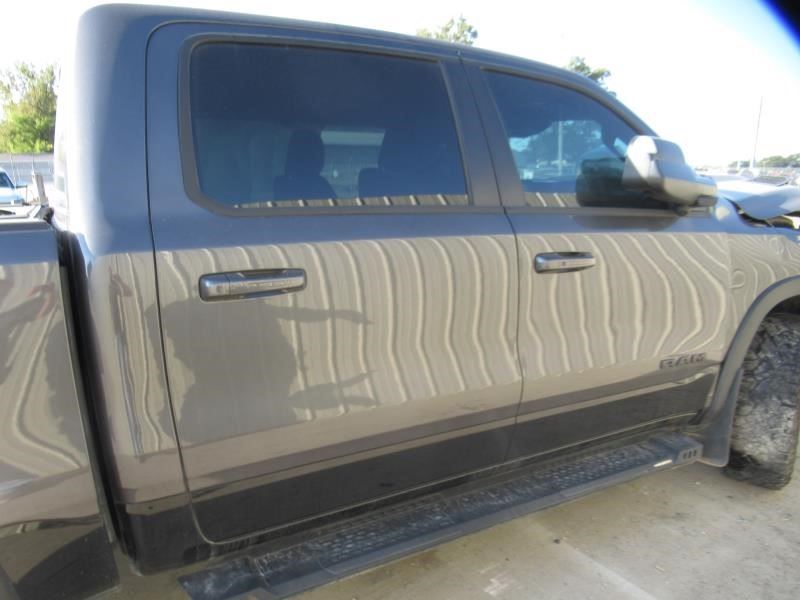 https://f005.backblazeb2.com/file/img-partshotlines-com/Inventory/OK54/Vehicle/35839_06.jpg