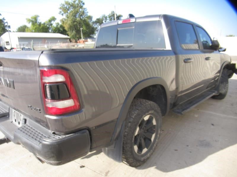 https://f005.backblazeb2.com/file/img-partshotlines-com/Inventory/OK54/Vehicle/35839_07.jpg