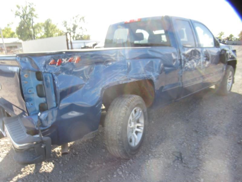 Vehicle/35927_06.jpg