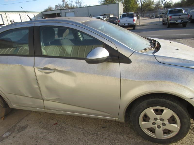 https://f005.backblazeb2.com/file/img-partshotlines-com/Inventory/OK54/Vehicle/36196_04.jpg