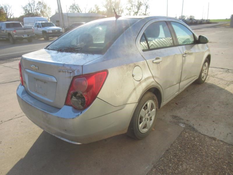 https://f005.backblazeb2.com/file/img-partshotlines-com/Inventory/OK54/Vehicle/36196_06.jpg
