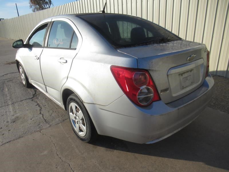 https://f005.backblazeb2.com/file/img-partshotlines-com/Inventory/OK54/Vehicle/36196_08.jpg