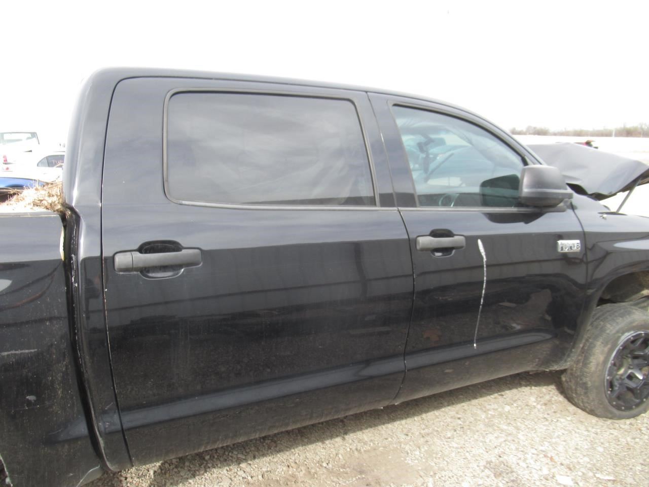 https://f005.backblazeb2.com/file/img-partshotlines-com/Inventory/OK54/Vehicle/36622_04.jpg