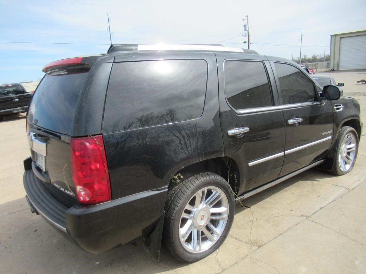https://f005.backblazeb2.com/file/img-partshotlines-com/Inventory/OK54/Vehicle/36667_06.jpg