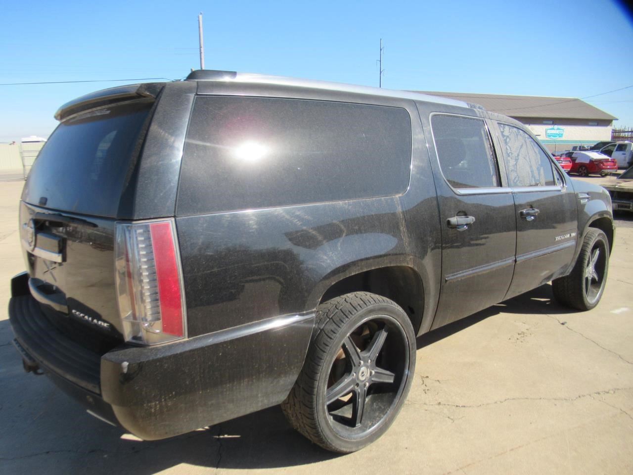 https://f005.backblazeb2.com/file/img-partshotlines-com/Inventory/OK54/Vehicle/36692_06.jpg