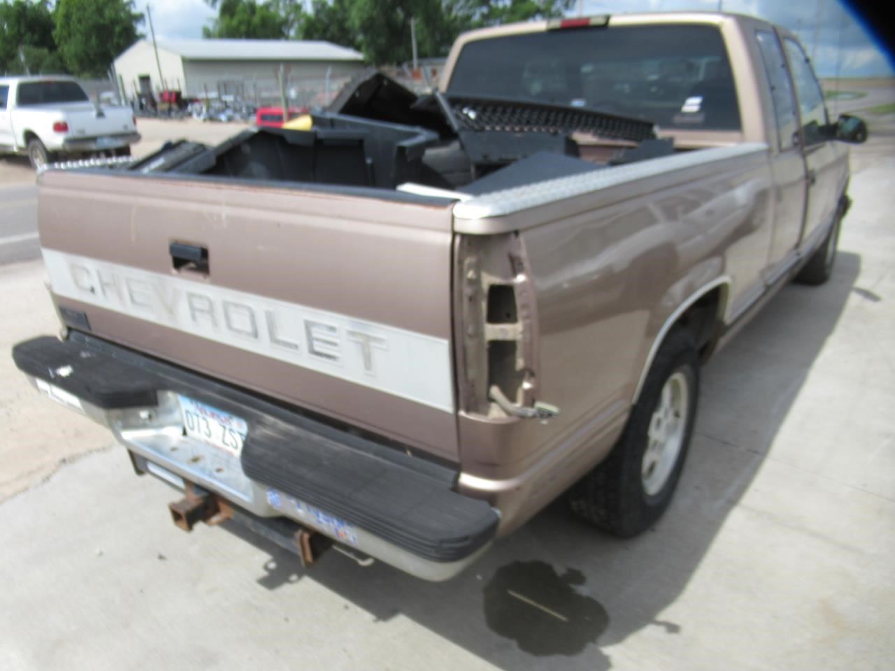 https://f005.backblazeb2.com/file/img-partshotlines-com/Inventory/OK54/Vehicle/37159_05.jpg