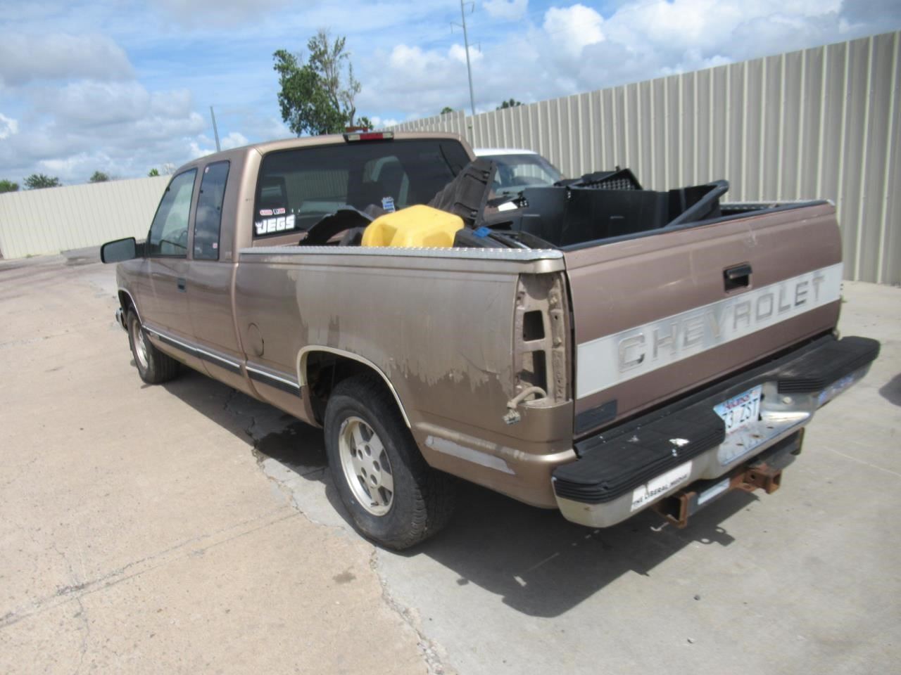 https://f005.backblazeb2.com/file/img-partshotlines-com/Inventory/OK54/Vehicle/37159_07.jpg