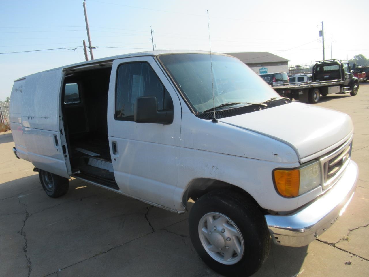https://f005.backblazeb2.com/file/img-partshotlines-com/Inventory/OK54/Vehicle/37540_03.jpg