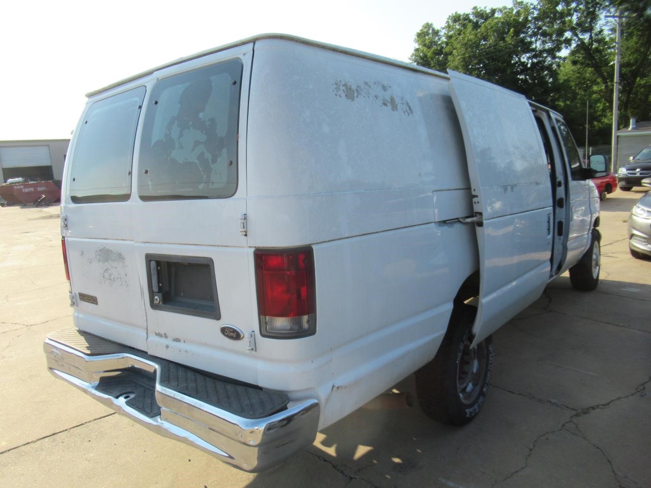 https://f005.backblazeb2.com/file/img-partshotlines-com/Inventory/OK54/Vehicle/37540_07.jpg