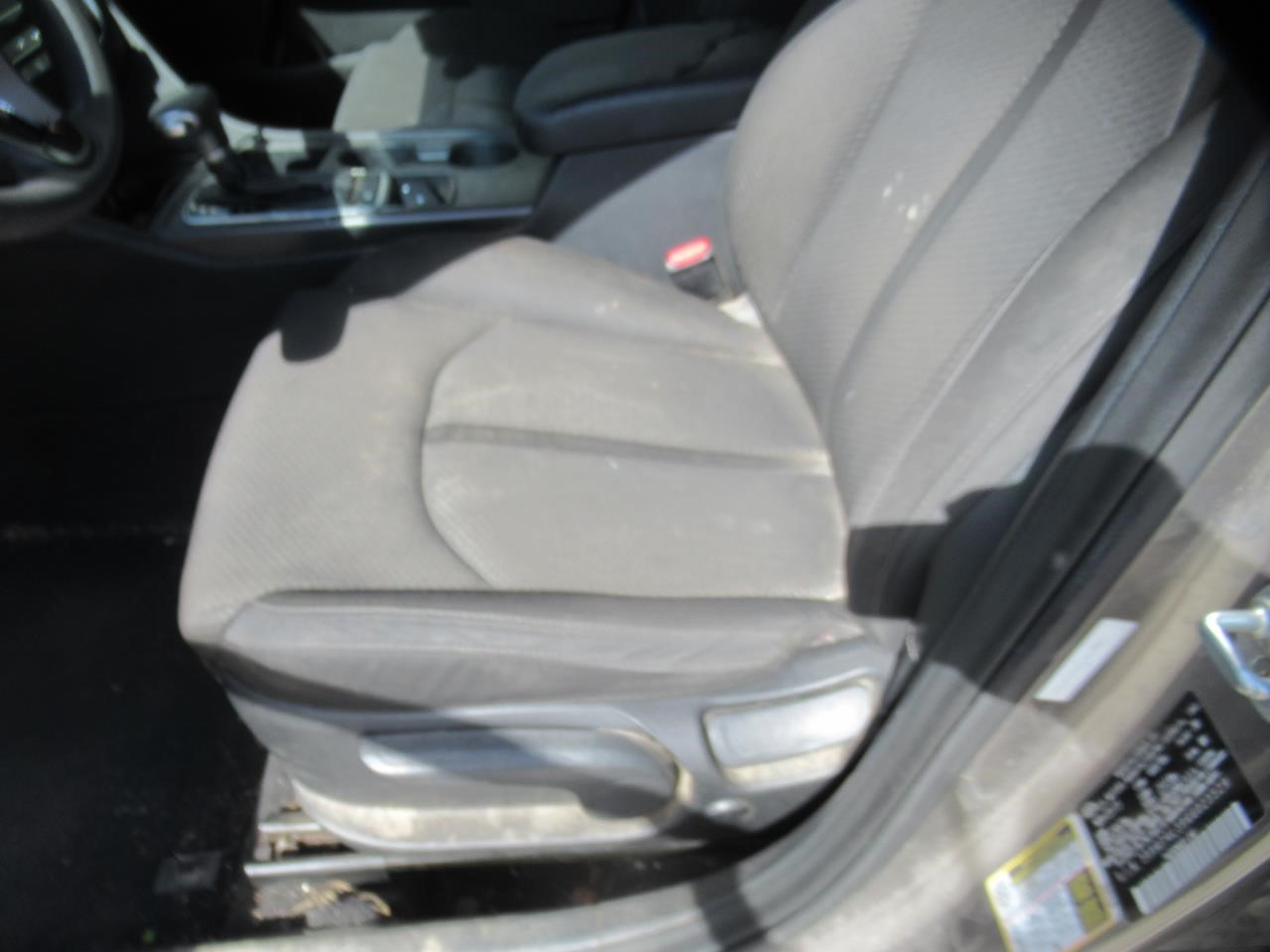 https://f005.backblazeb2.com/file/img-partshotlines-com/Inventory/OK54/Vehicle/37765_11.jpg