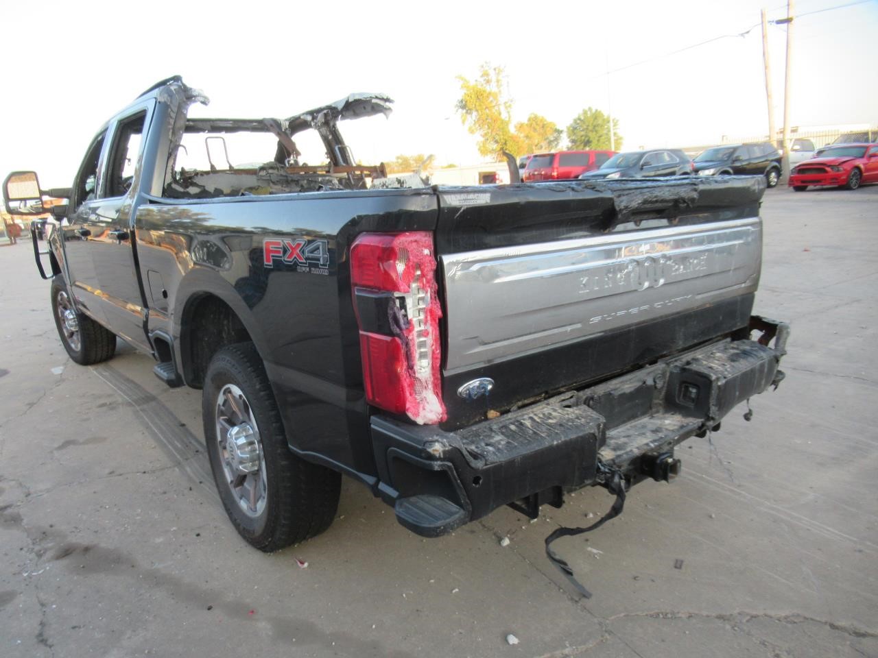 https://f005.backblazeb2.com/file/img-partshotlines-com/Inventory/OK54/Vehicle/37823_09.jpg