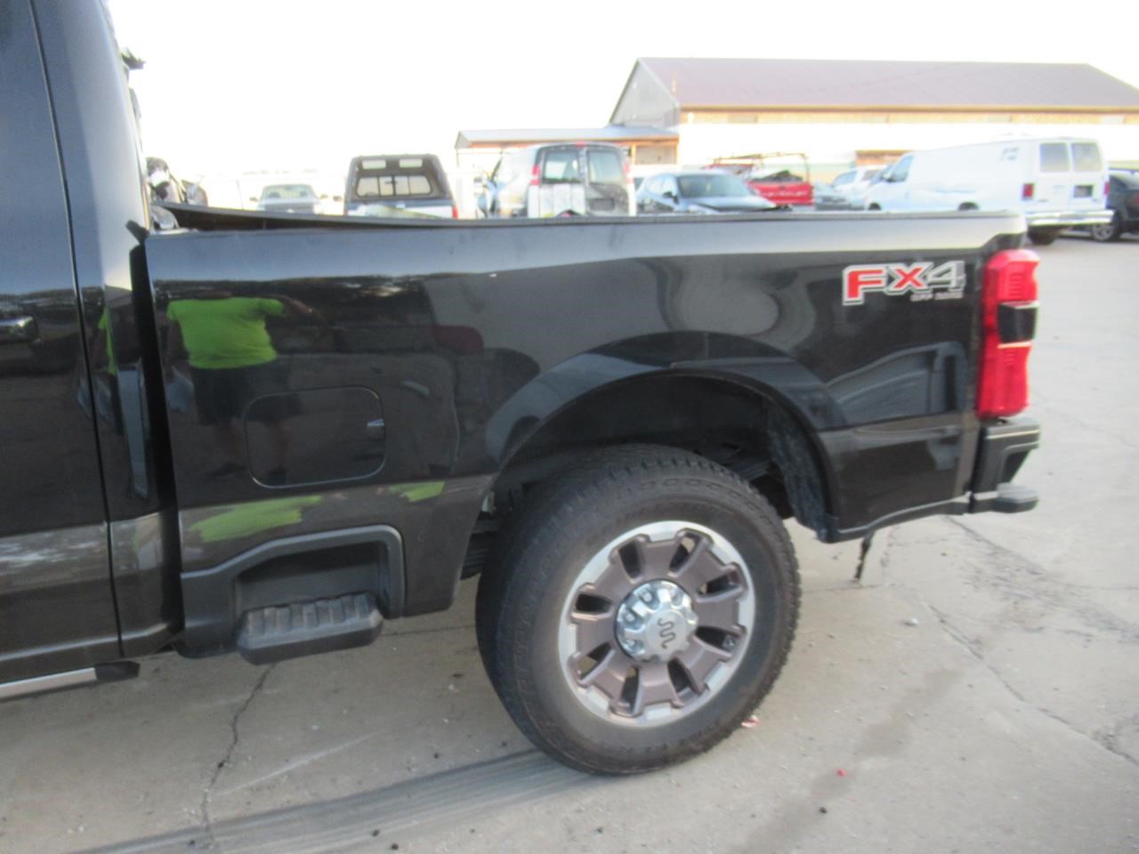 https://f005.backblazeb2.com/file/img-partshotlines-com/Inventory/OK54/Vehicle/37823_10.jpg