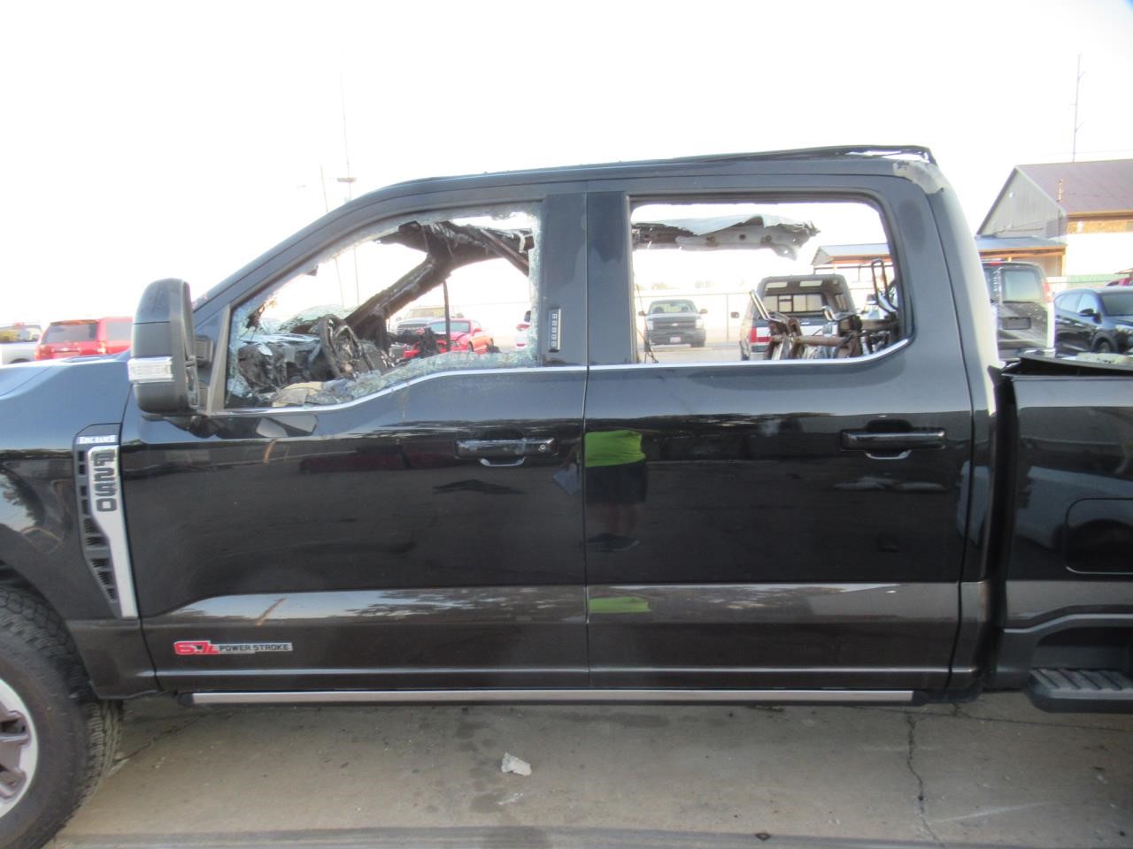 https://f005.backblazeb2.com/file/img-partshotlines-com/Inventory/OK54/Vehicle/37823_11.jpg