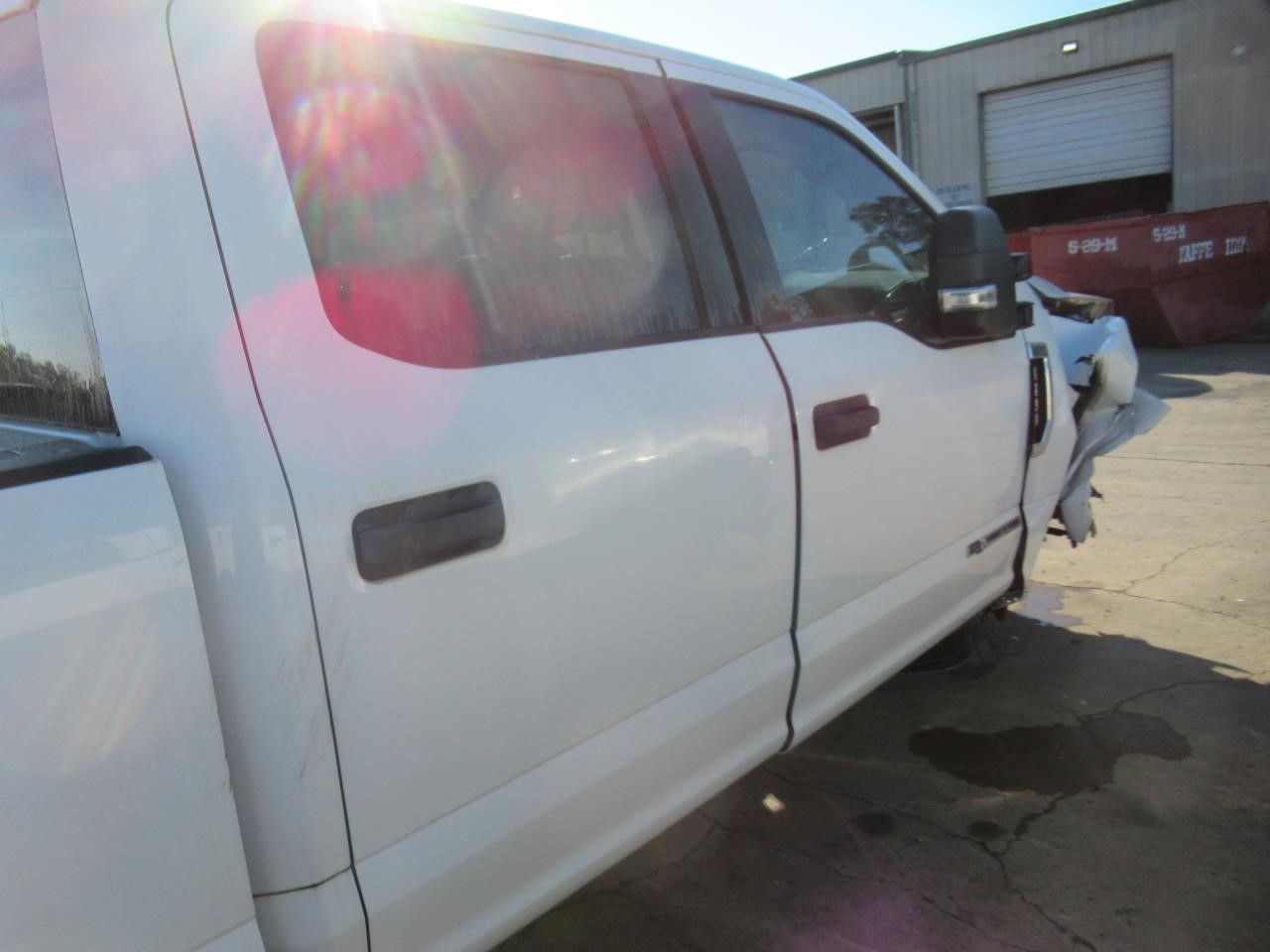 https://f005.backblazeb2.com/file/img-partshotlines-com/Inventory/OK54/Vehicle/37906_06.jpg
