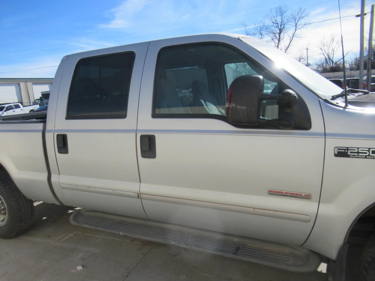 https://f005.backblazeb2.com/file/img-partshotlines-com/Inventory/OK54/Vehicle/38119_04.jpg