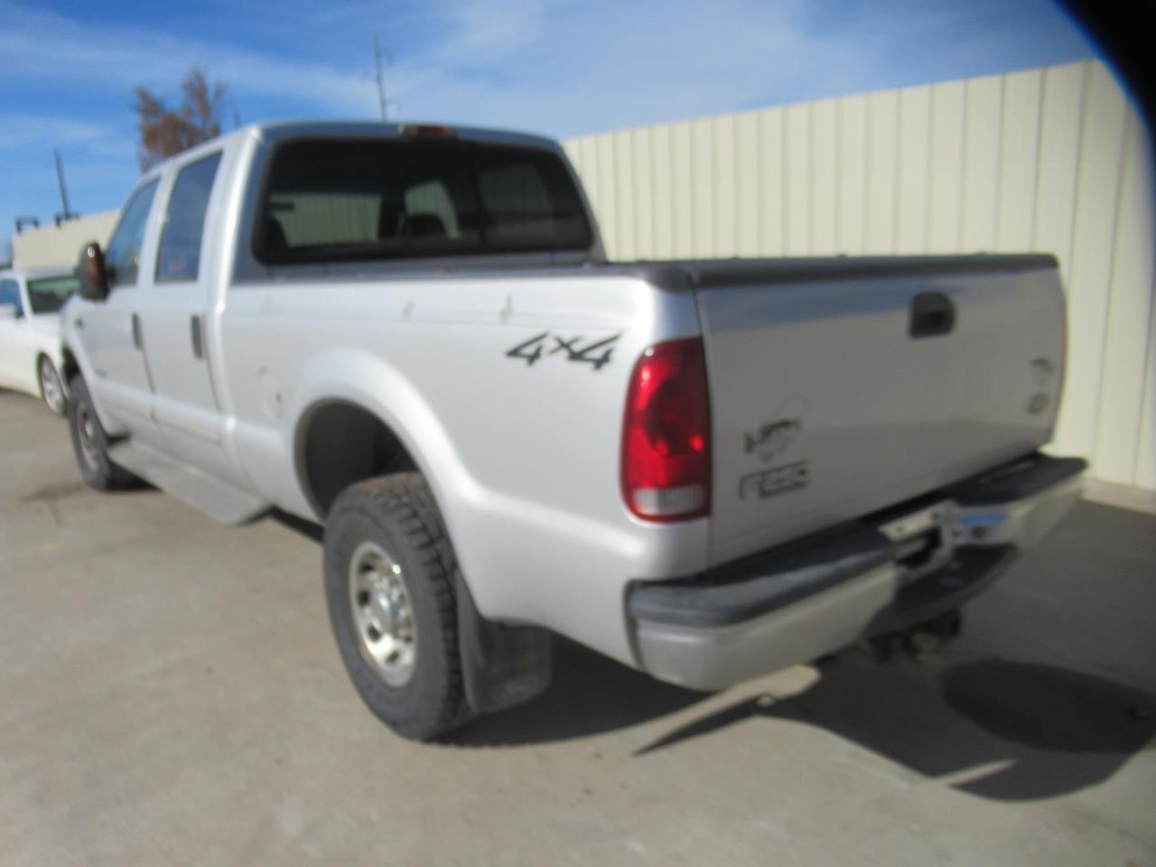 https://f005.backblazeb2.com/file/img-partshotlines-com/Inventory/OK54/Vehicle/38119_08.jpg