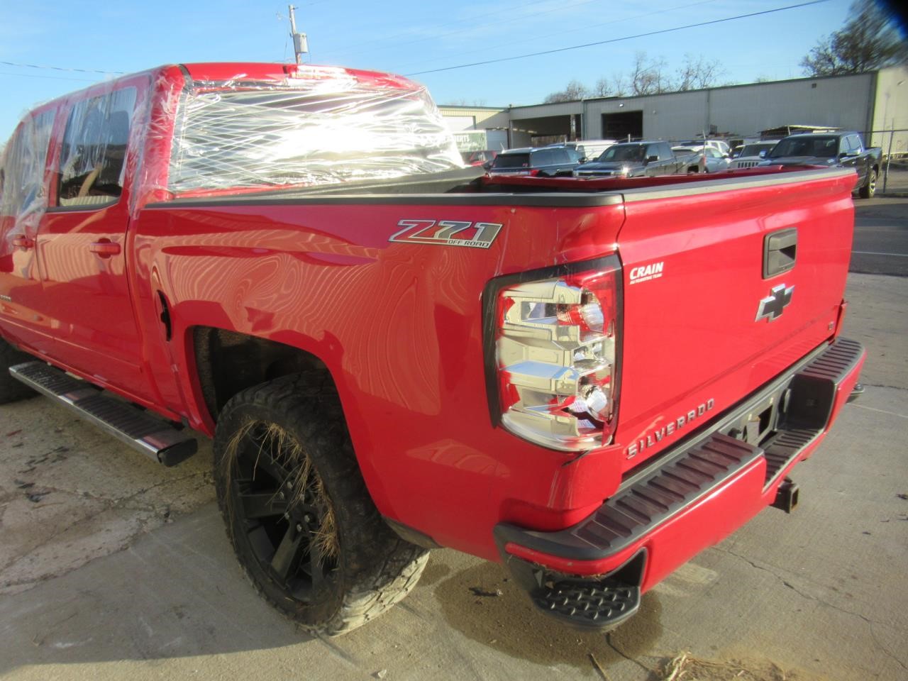 Vehicle/38128_08.jpg