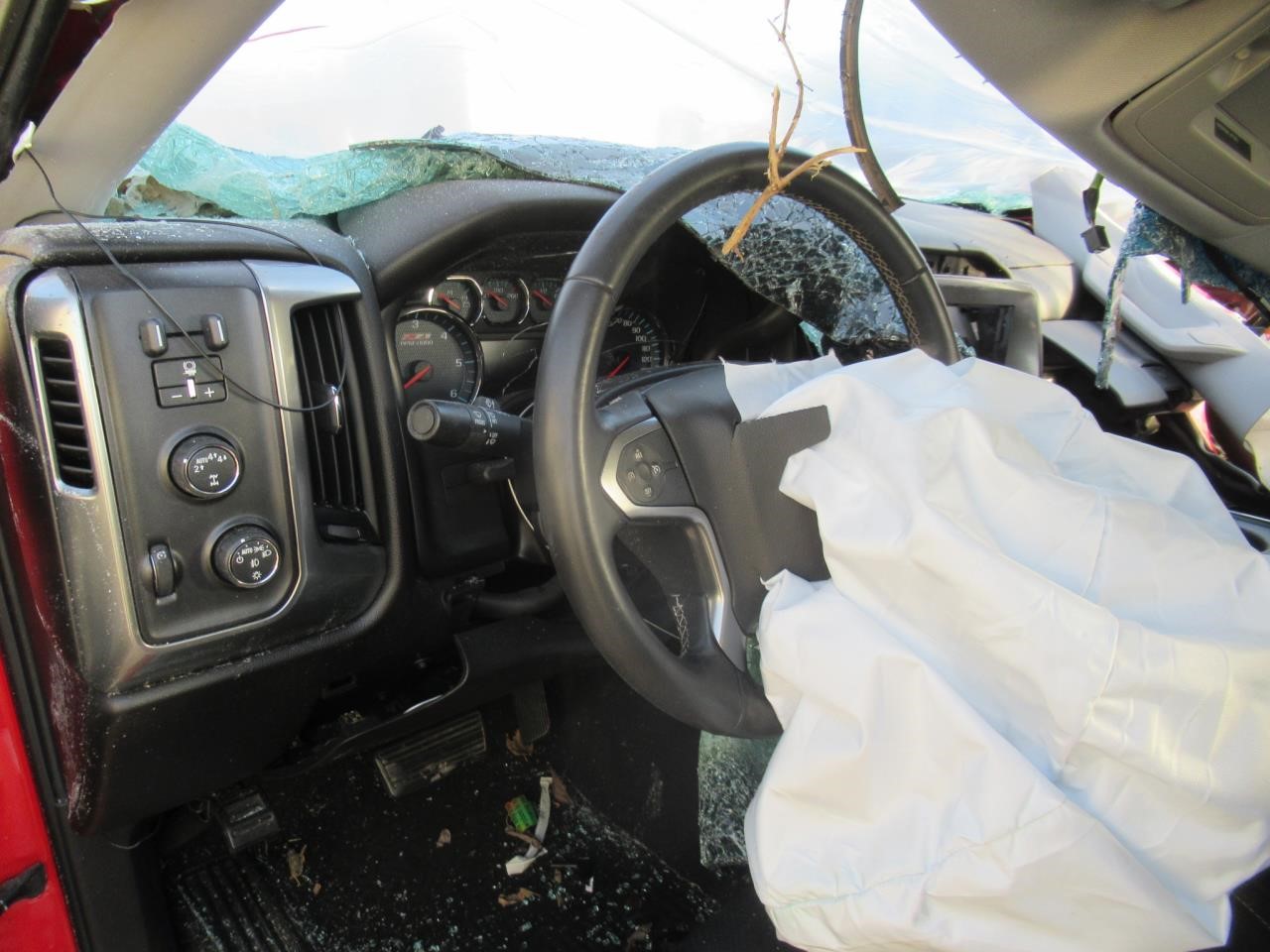 Vehicle/38128_12.jpg